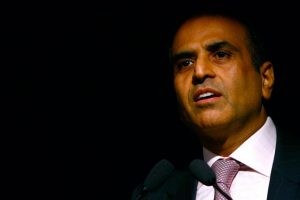 Sunil Bharti Mittal 1 300x200 - Sunil-Bharti-Mittal-1.jpg