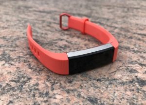 fitbit alta hr beauty 1 100715175 large 300x217 - fitbit-alta-hr-beauty-1-100715175-large.jpg