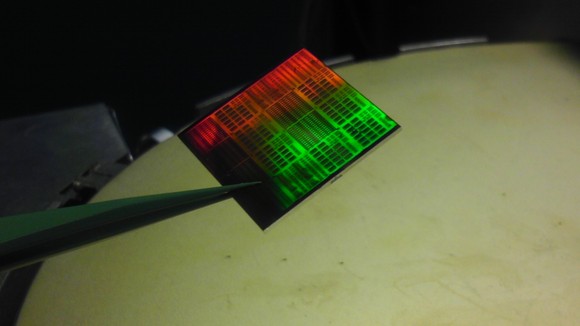 id 2963642 12207822604 9f06cb7148 o 100603751 large - Researchers build a microprocessor from flexible materials