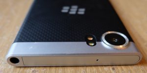 keyone rear top 300x150 - keyone_rear_top.jpg