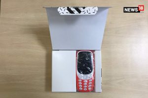 Nokia 3310 unboxing 3 300x200 - Nokia-3310-unboxing-3.jpg