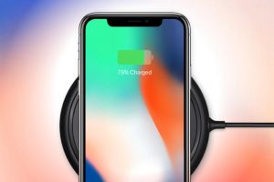 apl17 apple iphone x wireless charging 100735517 large 300x200 - apl17_apple_iphone_x_wireless_charging-100735517-large.jpg