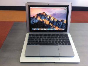 macbook 2017 13in macbook air 100726398 large 300x225 - macbook-2017-13in-macbook-air-100726398-large.jpg