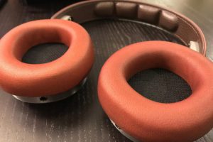 shinola canfield lambskin ear pads 100744436 large 300x200 - shinola-canfield-lambskin-ear-pads-100744436-large.jpg