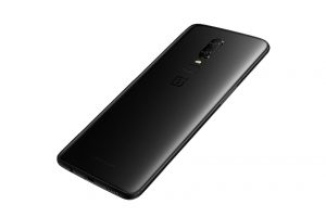 OnePlus 6 2 300x200 - OnePlus-6-2.jpg