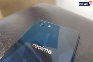 Oppo Realme 1 2 300x200 - Oppo-Realme-1-2.jpg