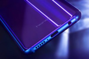 honor10 purple teaserjpg 300x199 - honor10_purple_teaserjpg.jpeg