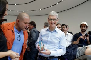 Apple CEO Tim Cook 300x200 - Apple-CEO-Tim-Cook.jpg